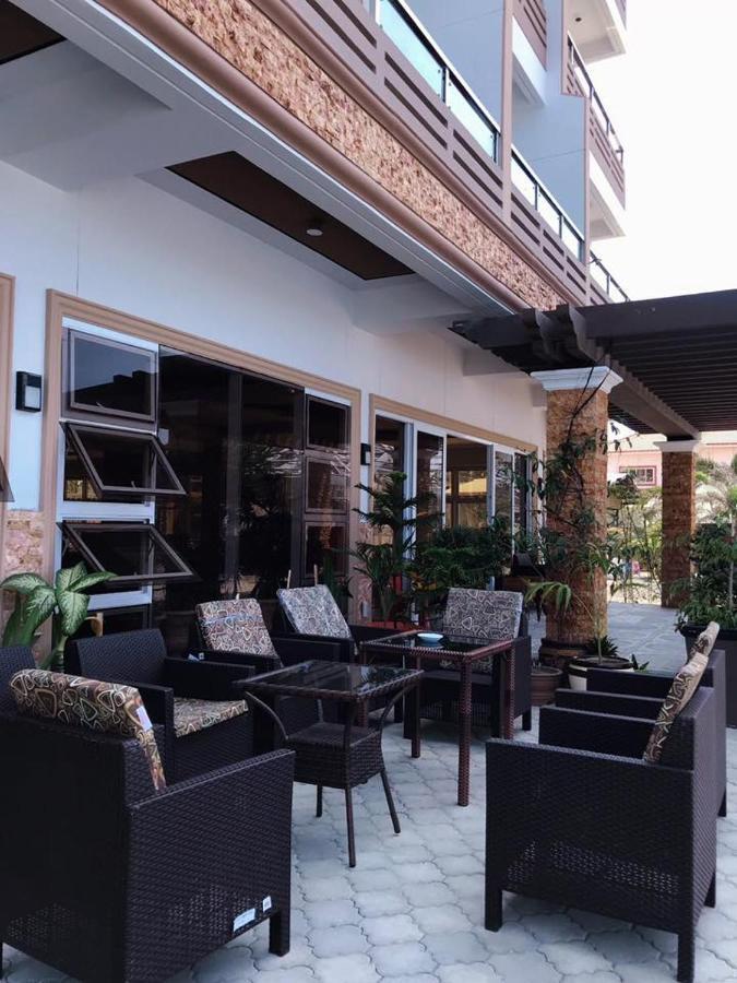 Em Royalle Hotel & Beach Resort ซานฮวน ภายนอก รูปภาพ